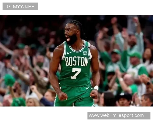 凯尔特人主场对决骑士杰伦布朗状态回暖将全力出战