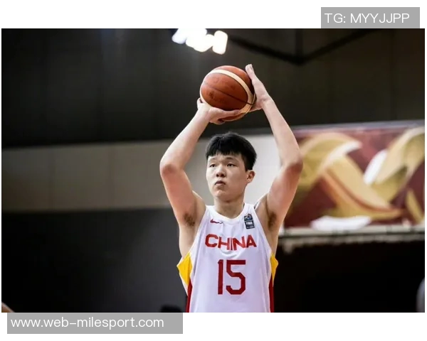 库里赞杨瀚森潜力巨大称其是中国篮球的未来代表 库里赞杨瀚森潜力巨大称其是中国篮球的未来代表