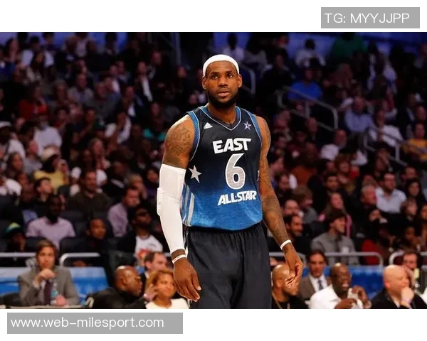 格里芬称詹姆斯无球表现如追梦般灵动持续移动为队友创造机会