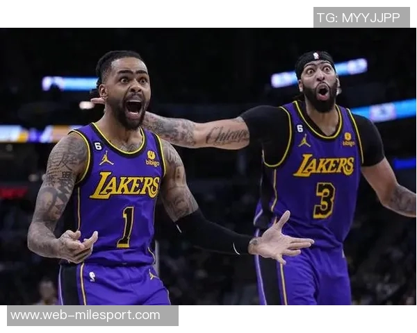 独行侠新阵容揭晓拉塞尔与克莱后场搭档浓眉出任四号位