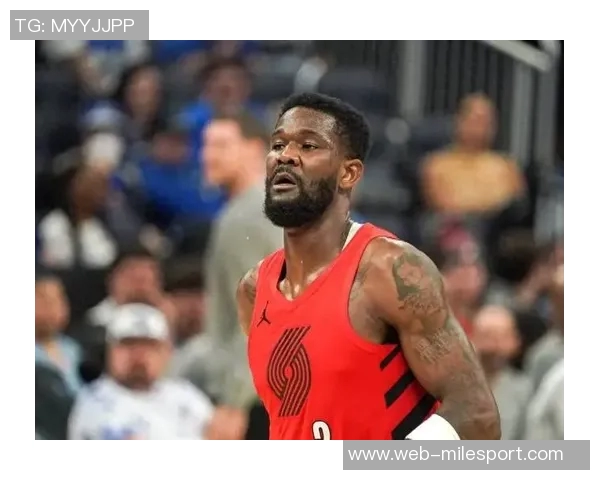 亚当斯防挡拆表现出色每回合失分仅067分与艾顿并列中锋第二佳 亚当斯防挡拆表现出色每回合失分仅067分与艾顿并列中锋第二佳