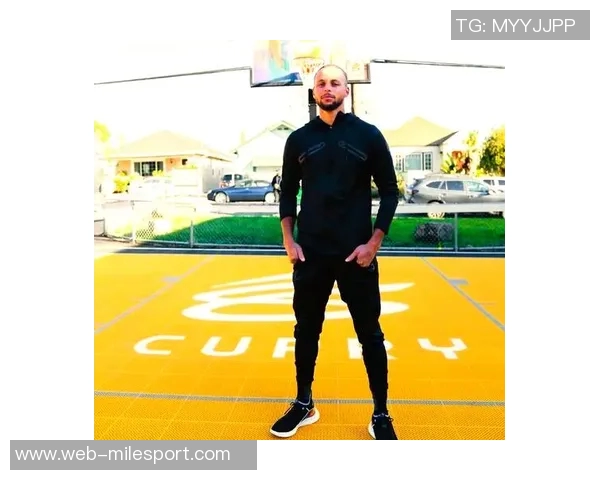 库里对UA招募克拉克失败感到失望同时各大品牌年薪报价分析