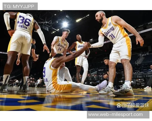 夸梅直言布朗尼在大学表现平平不及部分高中球员的潜力与实力 夸梅直言布朗尼在大学表现平平不及部分高中球员的潜力与实力