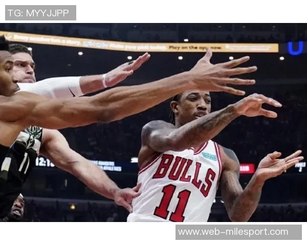 格雷森阿伦外线火力全开12投6中砍下17分4篮板5助攻表现抢眼 格雷森阿伦外线火力全开12投6中砍下17分4篮板5助攻表现抢眼