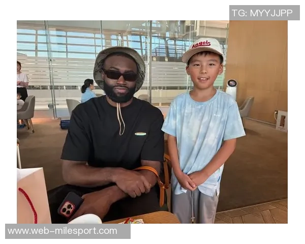 杰伦布朗半场狂砍29分展现火力全开状态正负值高达24助球队领先