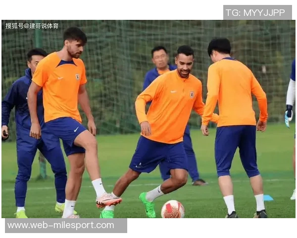 德尔加多错失反击机会被替换下场情绪低落引发关注 德尔加多错失反击机会被替换下场情绪低落引发关注