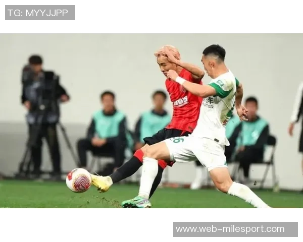 中超联赛进入白热化阶段剩余两轮正倒数球队仅差一分竞争激烈