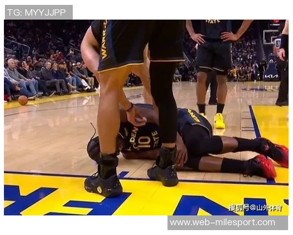 三球半场表现不佳仅得6分三分球全失篮筐加盖引发热议