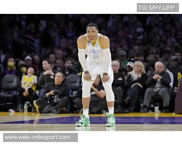 永远的大男孩威斯布鲁克37岁生日快乐愿你继续闪耀篮球场上辉煌人生 永远的大男孩威斯布鲁克37岁生日快乐愿你继续闪耀篮球场上辉煌人生