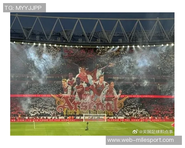 枪手球迷用坎贝尔Tifo嘲讽热刺展现死敌情结