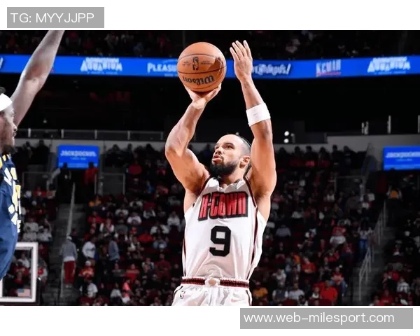 狄龙直言不讳专注播客的现役球员在球场上表现平平